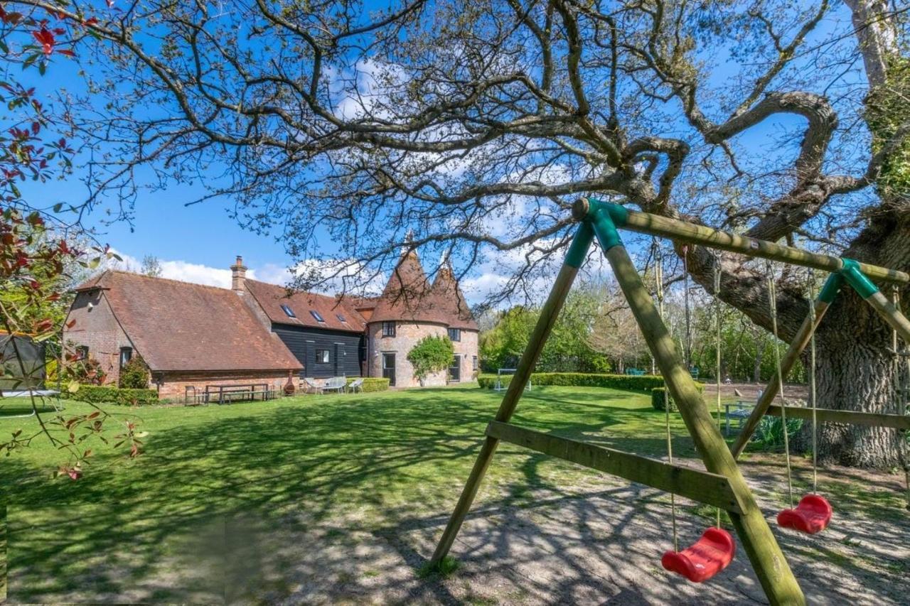 Court Lodge Oast 히스필드 외부 사진